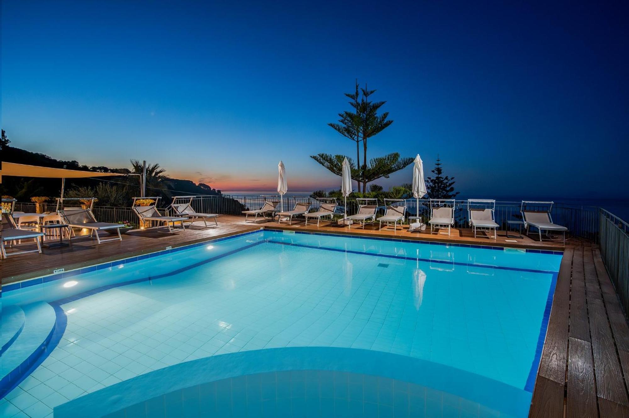 Villa Provenza 12&4, Emma Villas Cefalu Ngoại thất bức ảnh